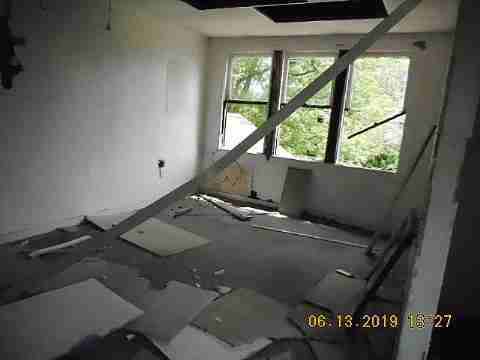 10310 Aurora (27)_m.jpg